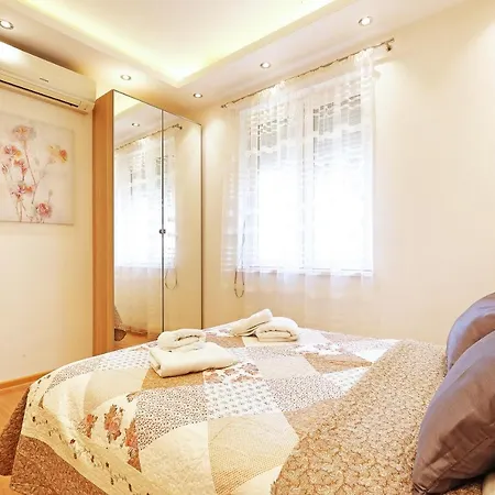 Apartamento Best Time For Intermezzo Belgrado